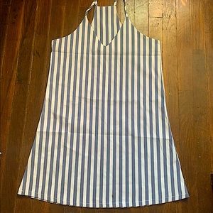 💙NWOT BLUE & WHITE STRIPED DRESS